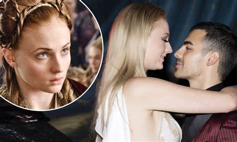 sophie turner sex scene|Sophie Turner Sex Scene from Another Me On。